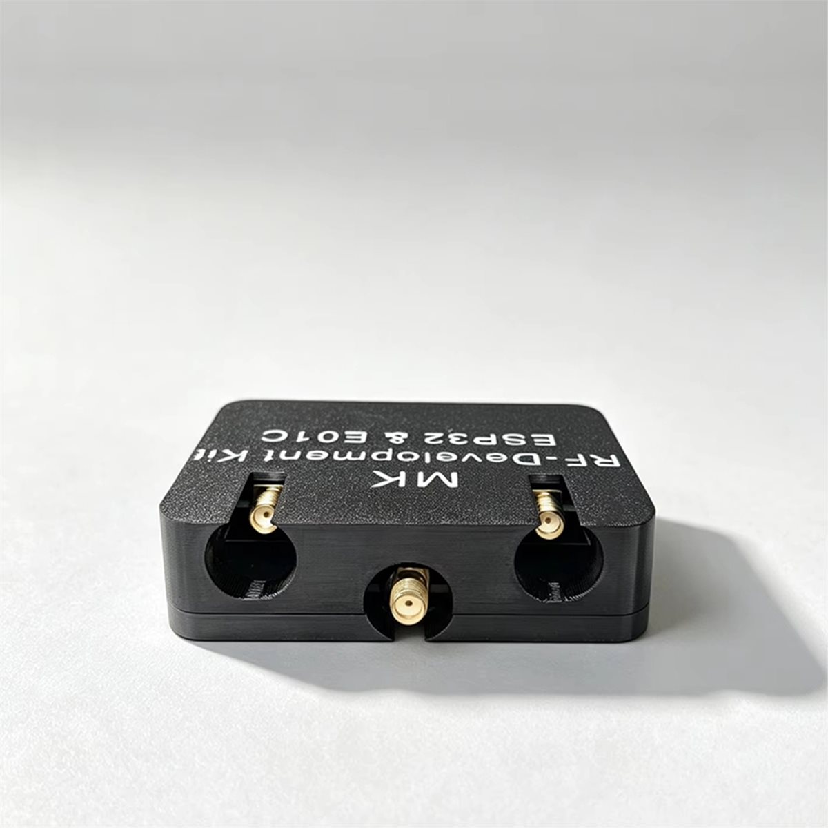 A85P مجموعة تطوير ESP32 الجديد - مراجعة Antenna 2.4Ghz وسعره